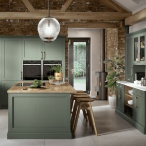 Contemporary Shaker in Reed Green Oak colour