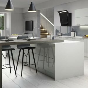 High gloss light grey kitchen